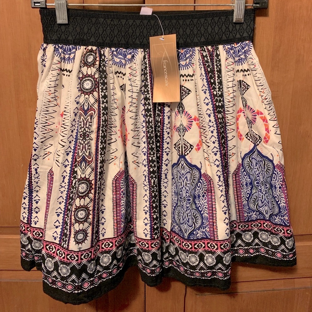 NEVER WORN | High-Waisted Patterned Mini Skirt